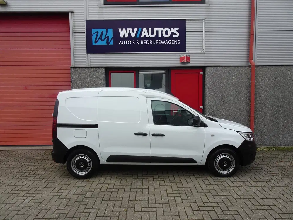 Renault Express 1.3 TCe 100 Comfort benzine uitvoering air uit 2023, foto 6