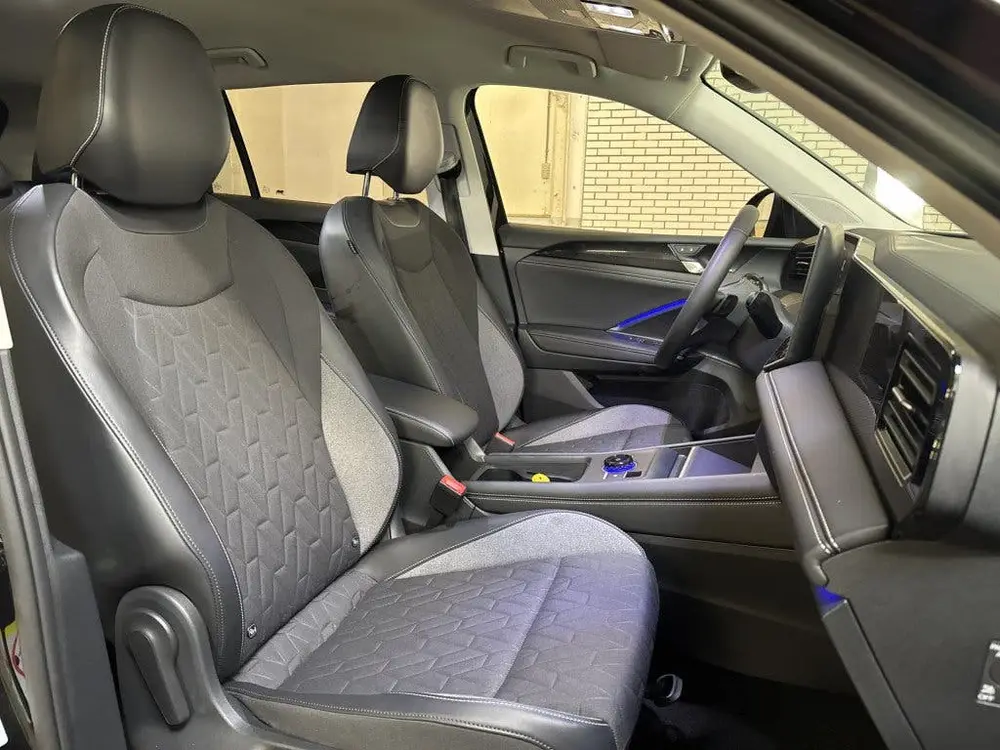 Volkswagen Tiguan 1.5 eTSI DSG LIFE GOAL IQ.LIGHT/360°CAMER uit 2025, foto 8