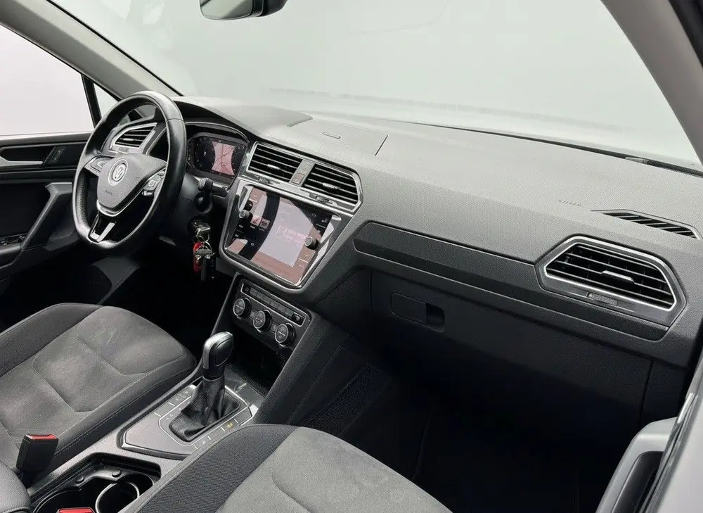 Volkswagen Tiguan 1.5 TSI ACT 150PK DSG HIGHLINE VIRTUAL/ACC uit 2020, foto 16