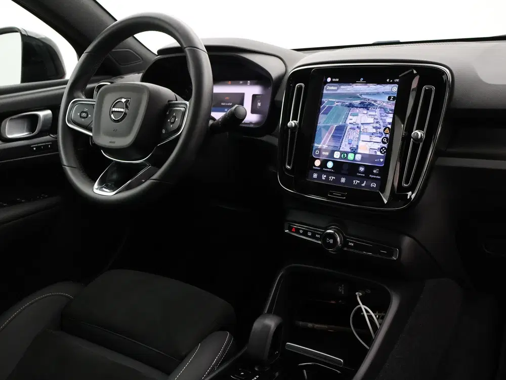 Volvo C40 RECHARGE ULTIMATE 69 kWh + 20 INCH uit 2022, foto 4