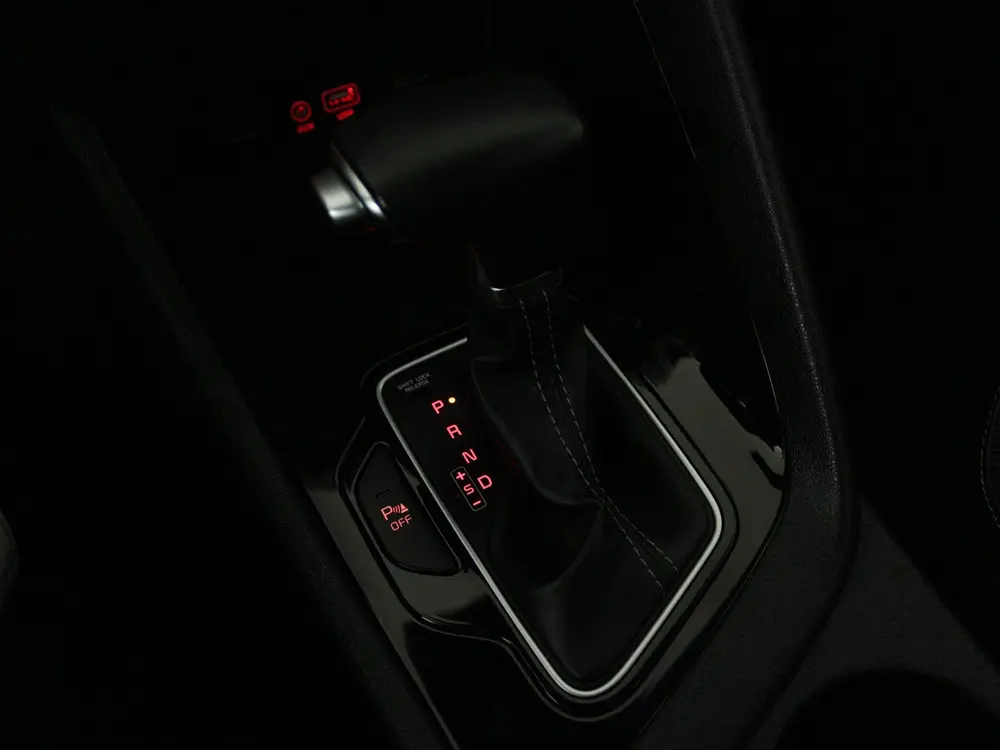 Kia Niro 1.6 GDi Hybrid DynamicLine | Trekhaak | Navigatie | uit 2019, foto 11