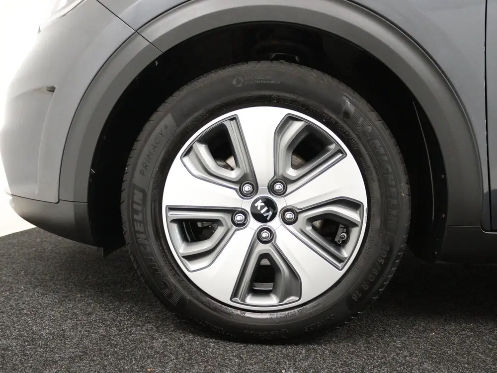 Kia Niro 1.6 GDi Hybrid DynamicLine | Trekhaak | Navigatie | uit 2019, foto 12