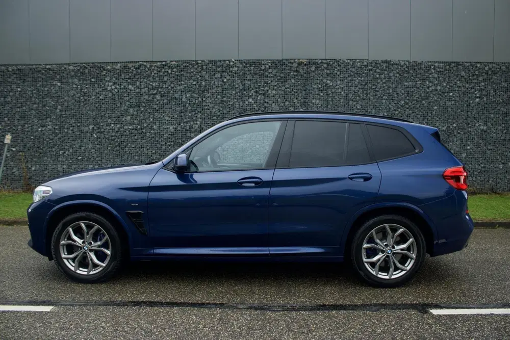 BMW X3 M40i uit 2020, foto 12