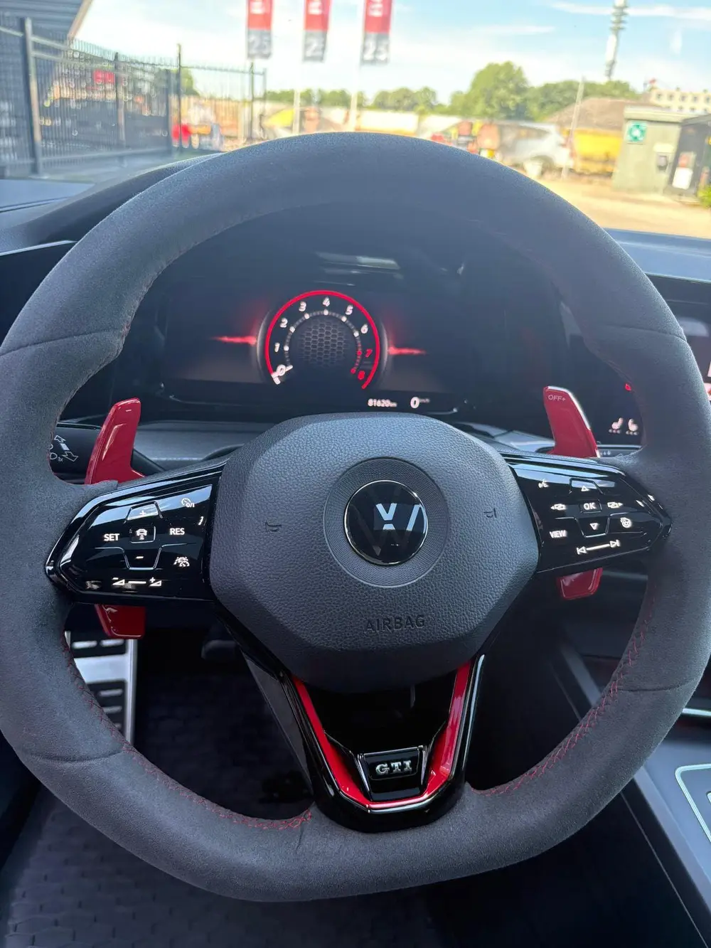 Volkswagen Golf 8 GTI uit 2021, foto 11