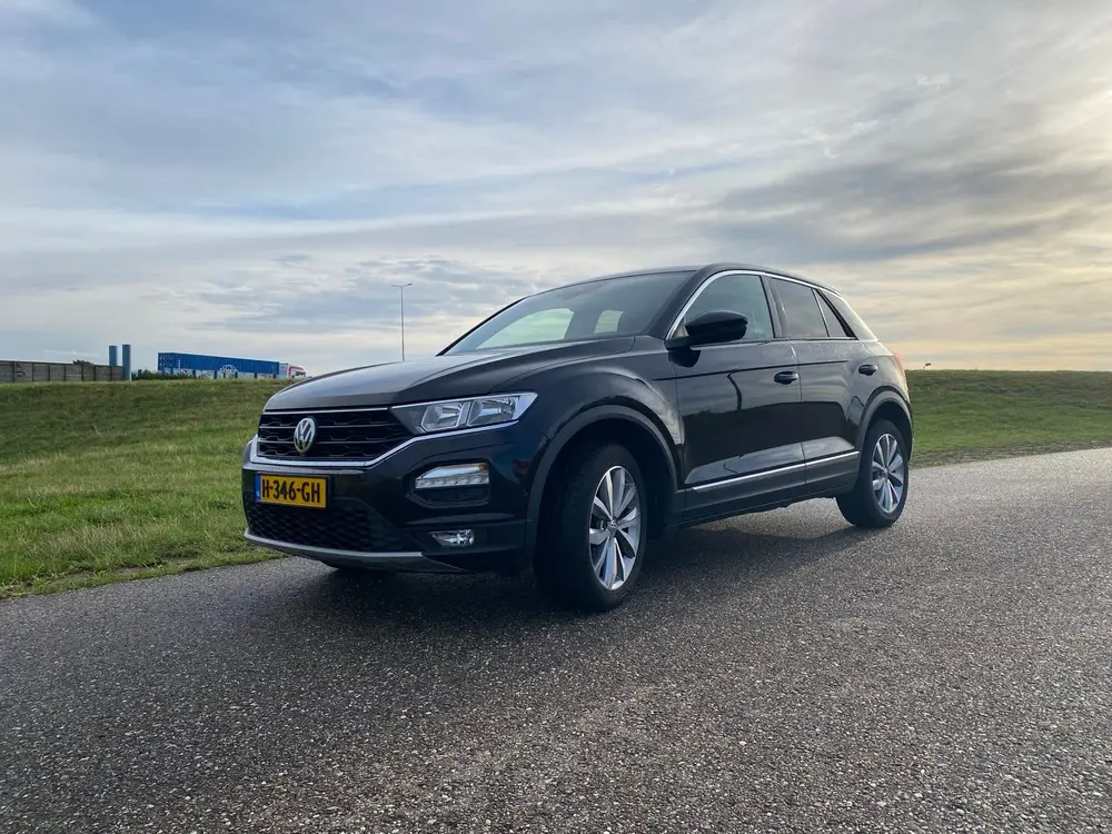 Volkswagen T-Roc 1.5 TSI 150pk 7-DSG 2019 Zwart uit 2019