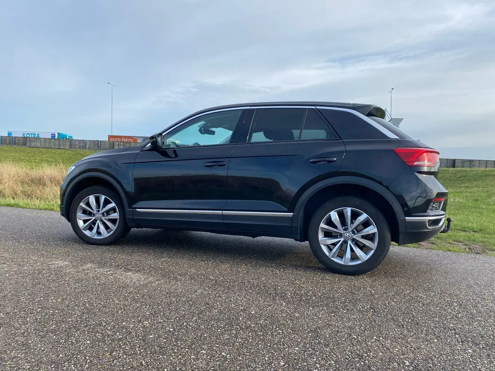 Volkswagen T-Roc 1.5 TSI 150pk 7-DSG 2019 Zwart uit 2019, foto 4