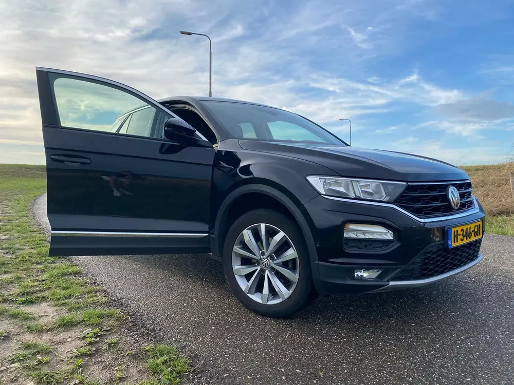 Volkswagen T-Roc 1.5 TSI 150pk 7-DSG 2019 Zwart uit 2019, foto 5