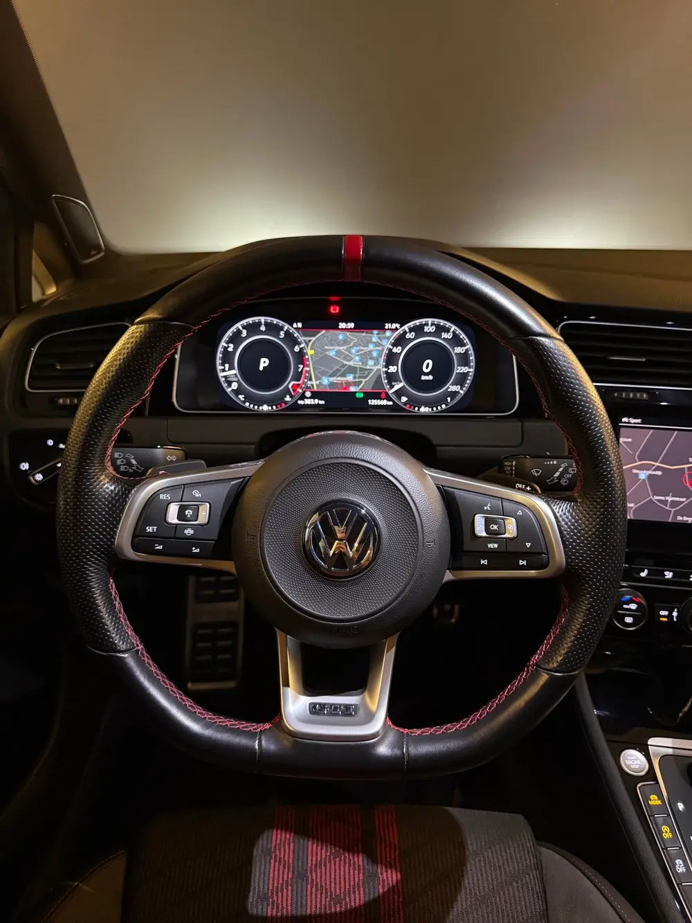 Volkswagen Golf 2.0 TSI GTI TCR|Keyless|Carplay|Dynaudio uit 2019, foto 12