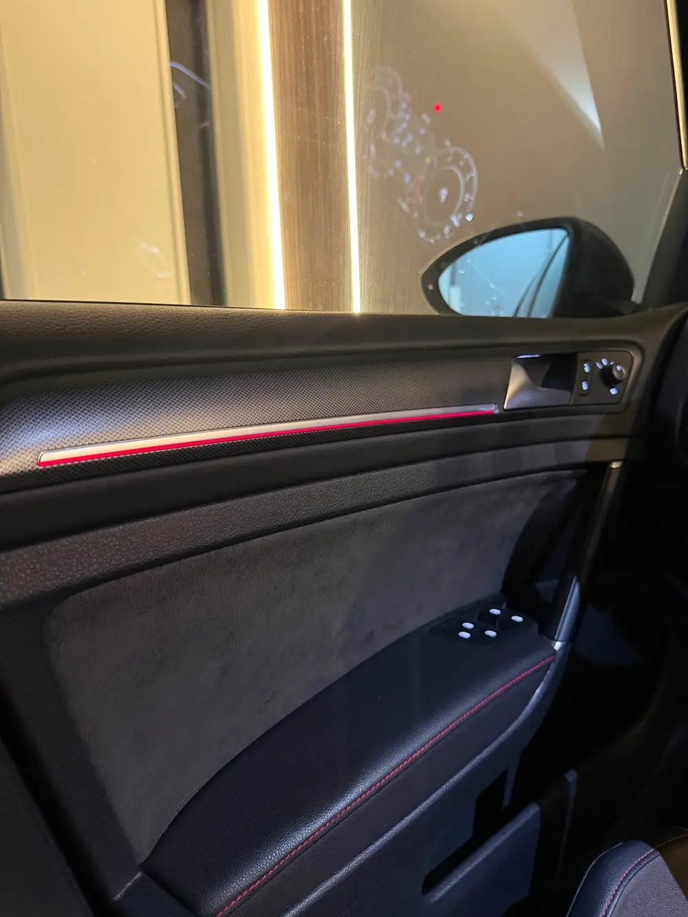 Volkswagen Golf 2.0 TSI GTI TCR|Keyless|Carplay|Dynaudio uit 2019, foto 18