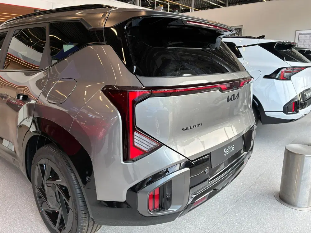 Kia Seltos X-Line DCT7 uit 2026, foto 4