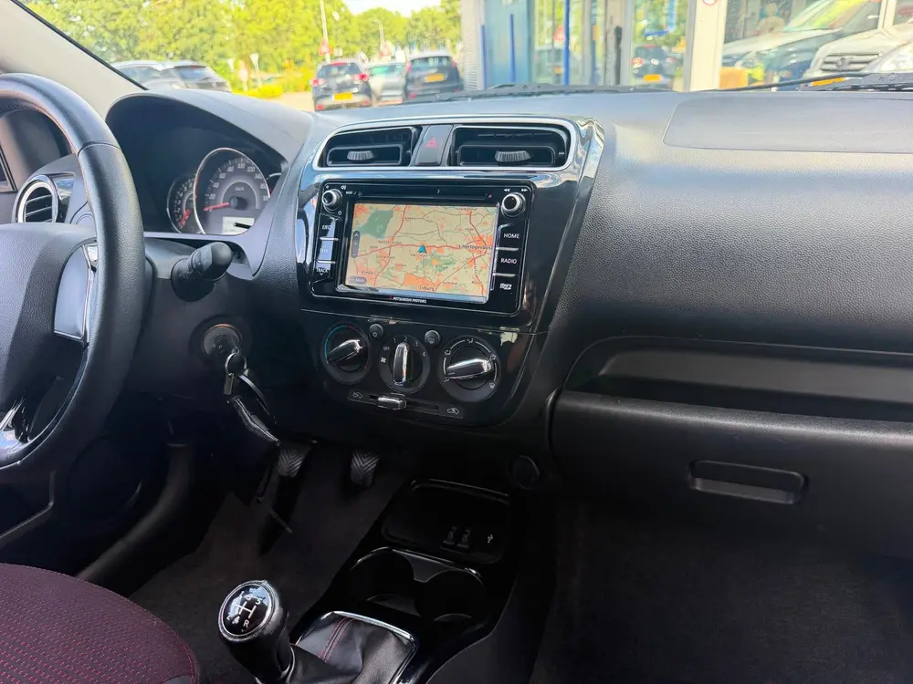 Mitsubishi Space Star 1.0 Diamant Edition+ Airco Lmv Navi Ca uit 2019, foto 17