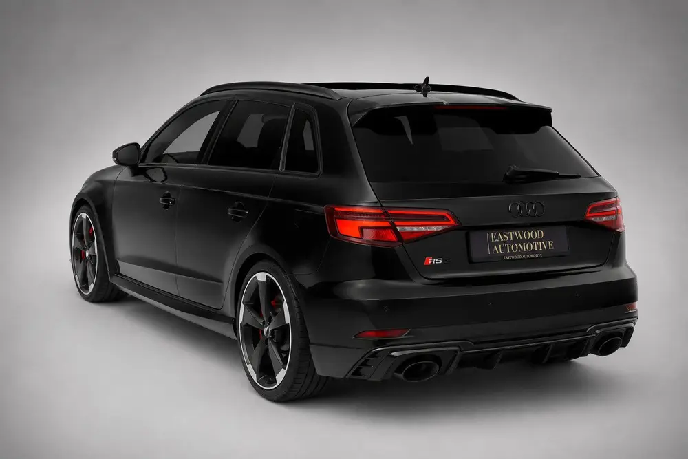 Audi RS3 Audi RS3 Sportback uit 2019, foto 4