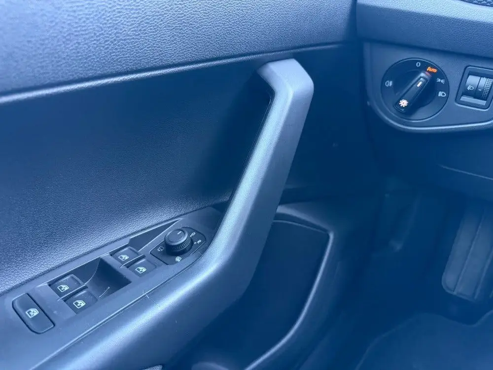 Volkswagen Polo 1.0TSI Automaat Navi Carplay Led Airco Camer uit 2025, foto 19