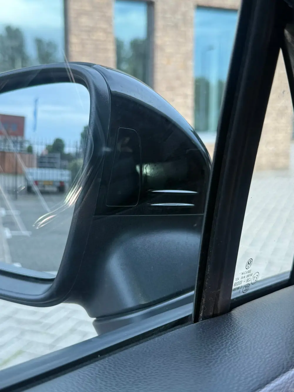 Volkswagen Tiguan 3x R-line 2.0 TDI 4 Motion 190 PK DSG 2020 uit 2020, foto 18