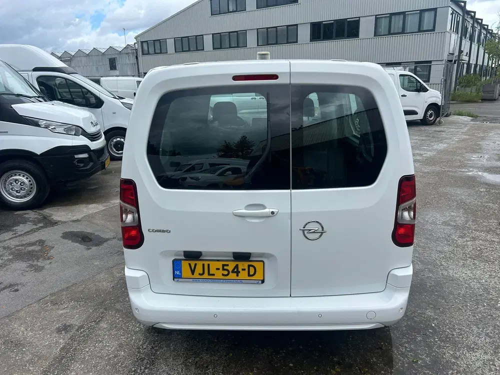 Opel Combo 1.5D L1H1 Edition 11700 KM AUTOMAAT uit 2021, foto 12