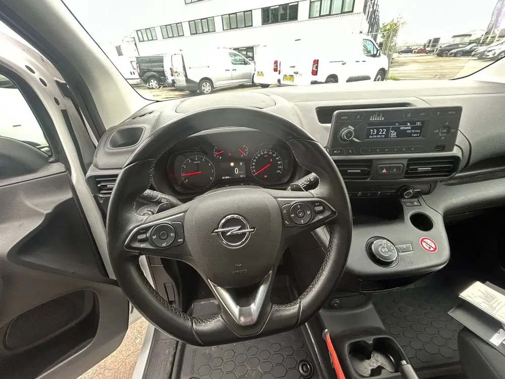 Opel Combo 1.5D L1H1 Edition 11700 KM AUTOMAAT uit 2021, foto 6