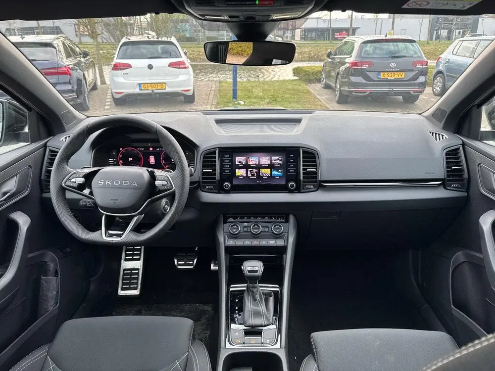 Skoda Karoq 1.5 TSI ACT Sportline Business uit 2026, foto 7