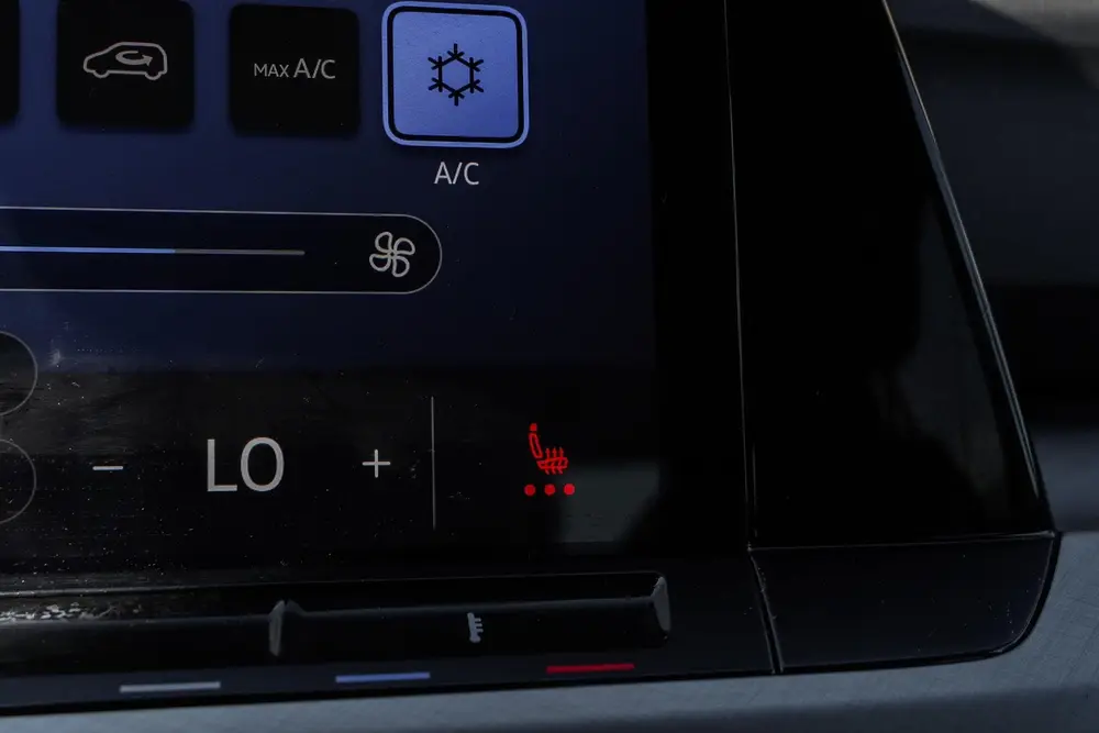 Volkswagen Golf 1.0 eTSI Aut. Life Digi.dashb.|LED|4-nw All uit 2023, foto 18