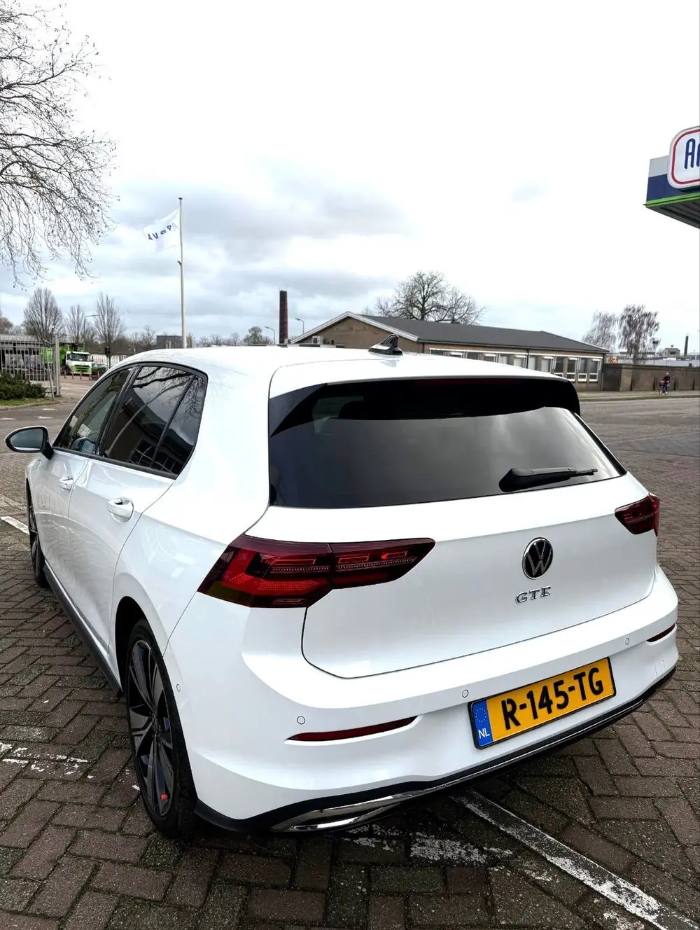 Volkswagen Golf 1.4 Ehybrid 245pk DSG 2021 Wit uit 2021, foto 3