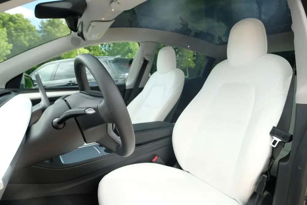 Tesla Model Y Long Range AWD 75 kWh 514 PK uit 2022, foto 8