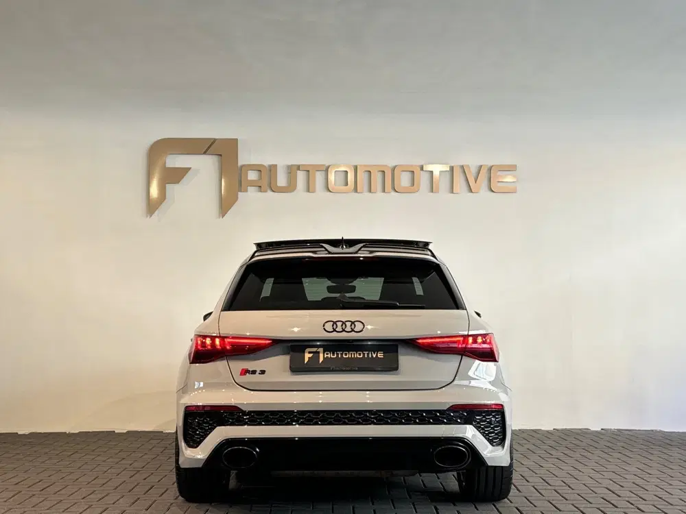 Audi RS3 2.5 TFSI quattro Pano uit 2023, foto 11