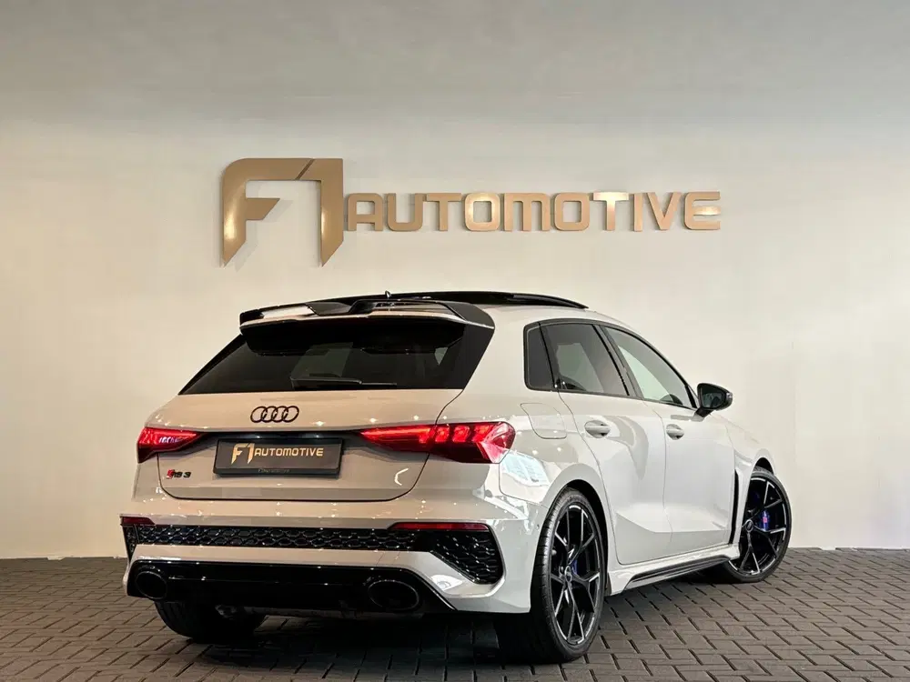 Audi RS3 2.5 TFSI quattro Pano uit 2023, foto 3