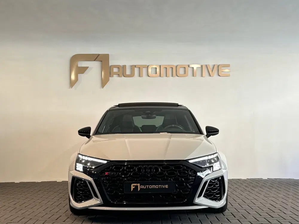 Audi RS3 2.5 TFSI quattro Pano uit 2023, foto 9