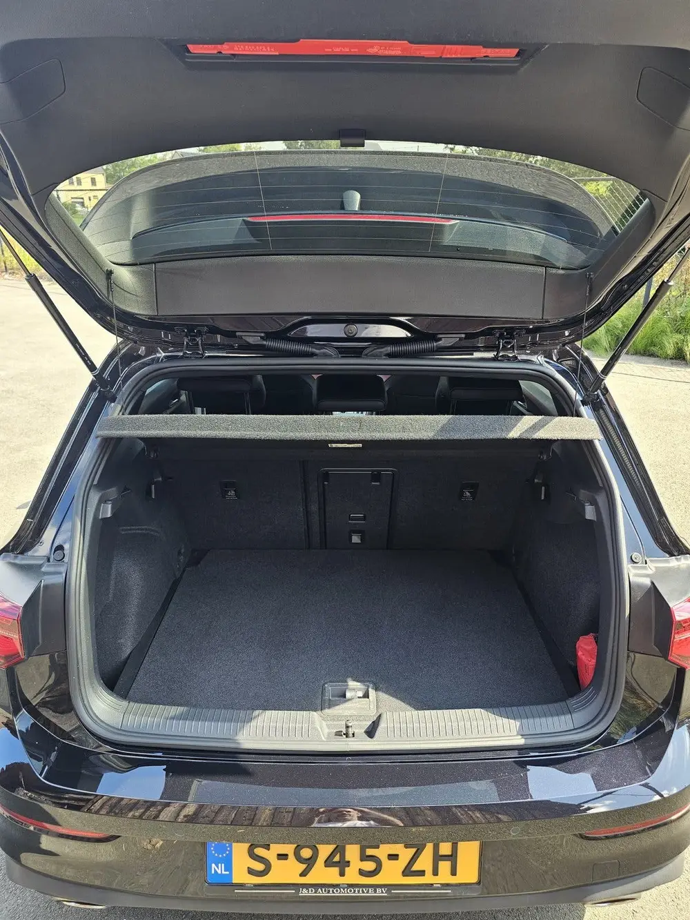 Volkswagen Golf 2.0 TSI OPF 221KW Dsg7 2021 Zwart uit 2021, foto 11