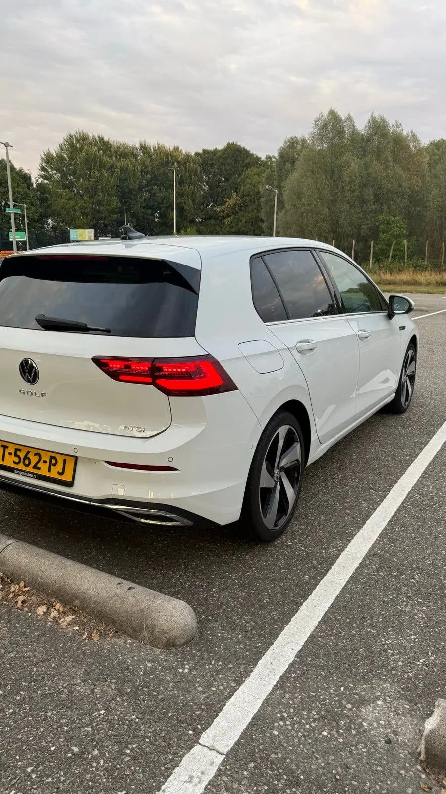 Volkswagen Golf 1.5 Etsi 150pk 7-DSG 2020 Wit FULL OPTION uit 2020, foto 6
