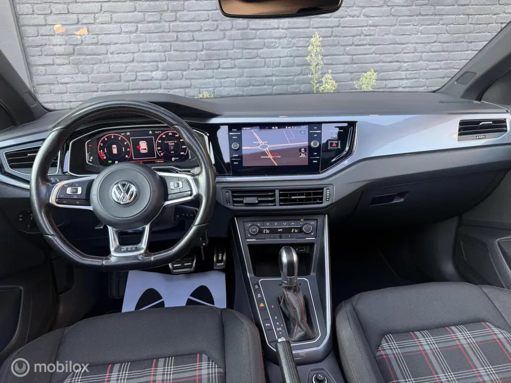 Volkswagen Polo 2.0 TSI GTI uit 2019, foto 12