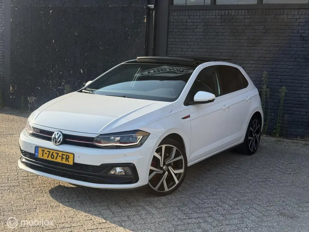 Volkswagen Polo 2.0 TSI GTI uit 2019, foto 2