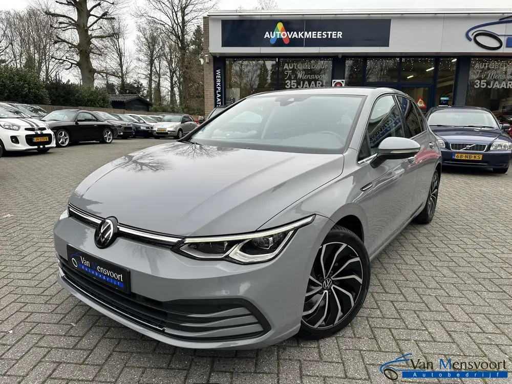 Volkswagen Golf 1.5 eTSI 150PK DSG Style IQLight|ACC|Camera| uit 2023