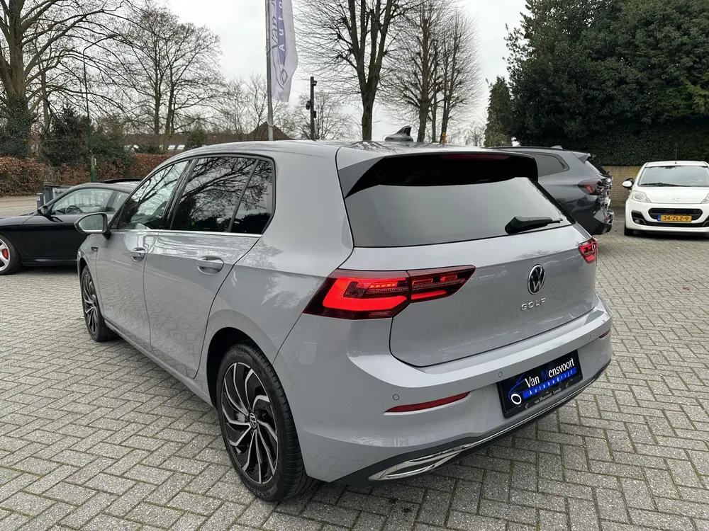 Volkswagen Golf 1.5 eTSI 150PK DSG Style IQLight|ACC|Camera| uit 2023, foto 3