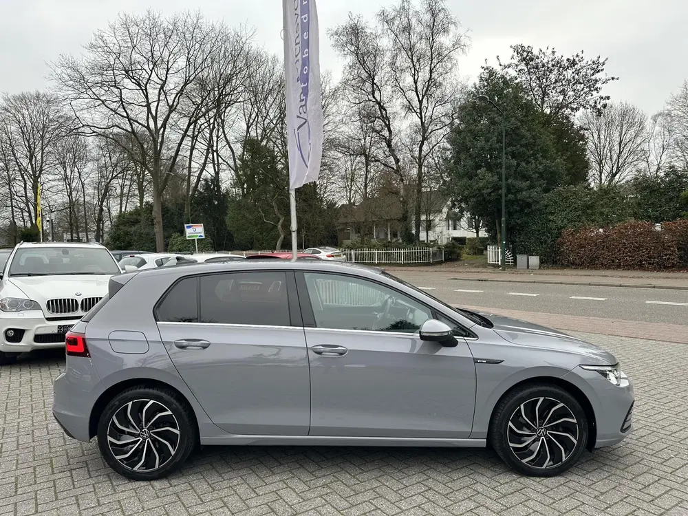 Volkswagen Golf 1.5 eTSI 150PK DSG Style IQLight|ACC|Camera| uit 2023, foto 5