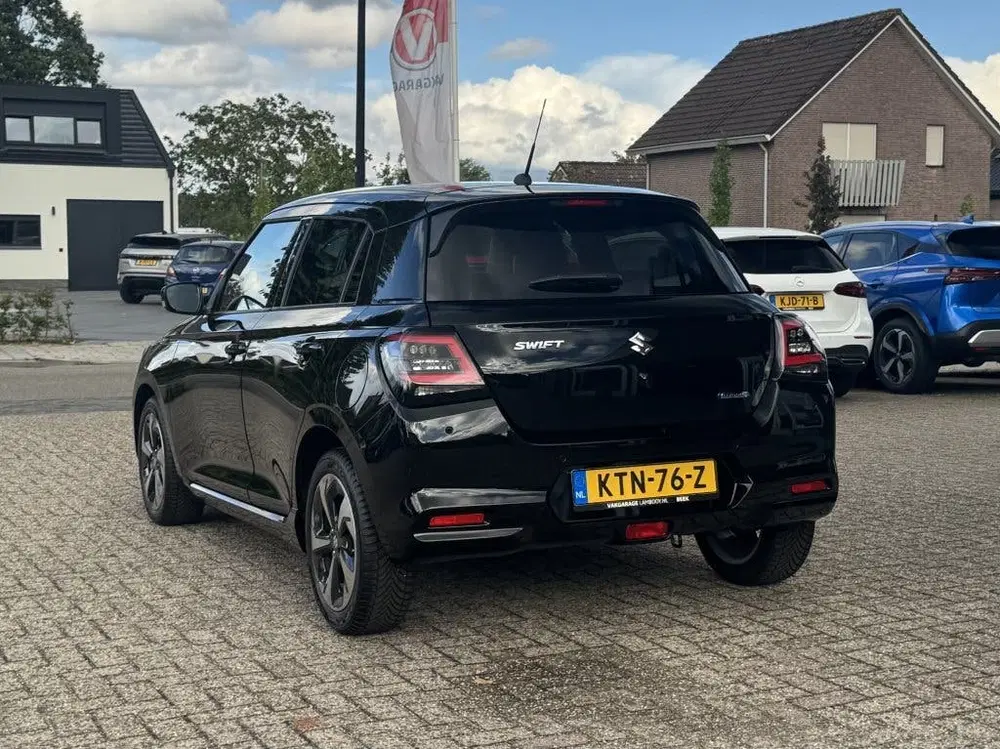 Suzuki Swift 1.2 Style SmartHybrid Automaat Navi Camera uit 2025, foto 11