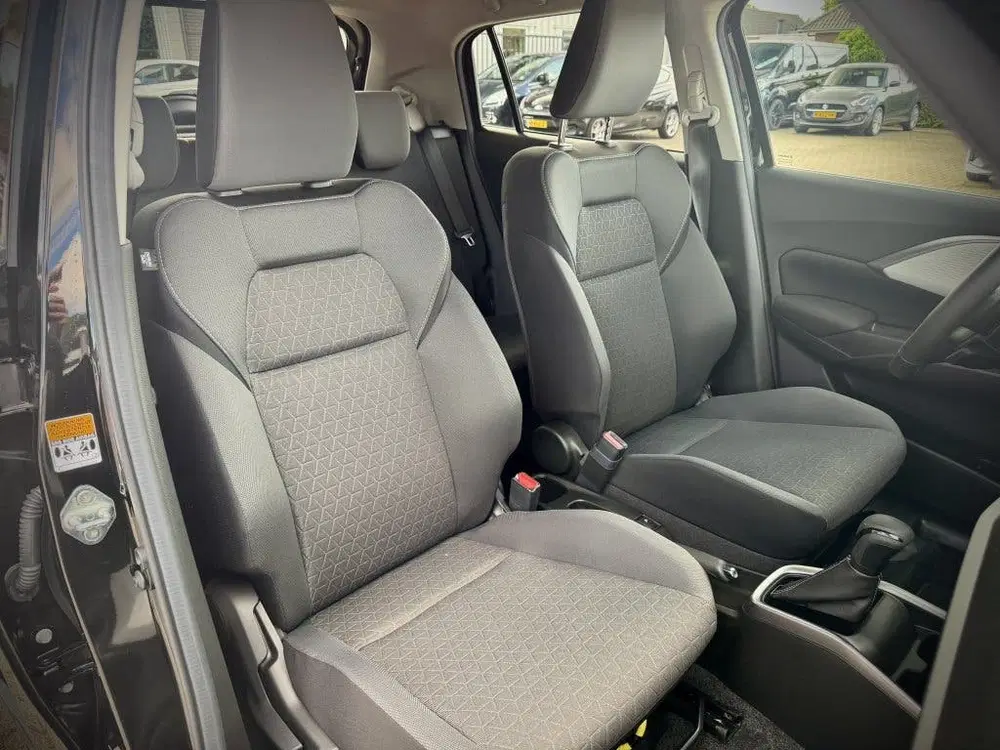Suzuki Swift 1.2 Style SmartHybrid Automaat Navi Camera uit 2025, foto 4
