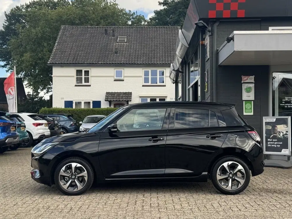 Suzuki Swift 1.2 Style SmartHybrid Automaat Navi Camera uit 2025, foto 9