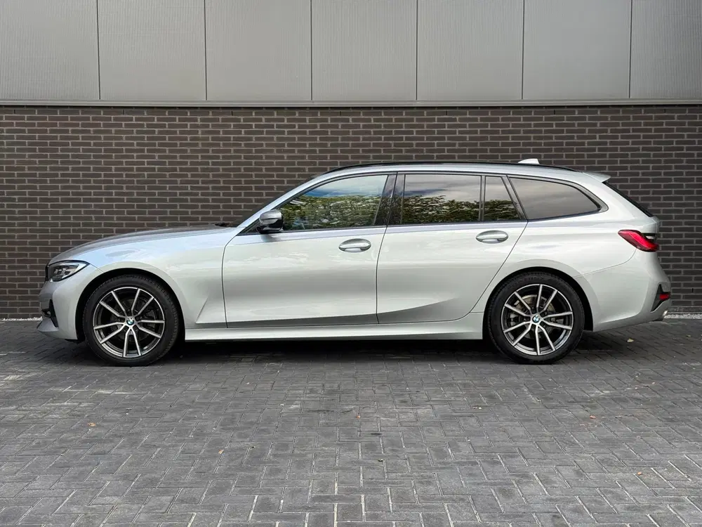 BMW 3-serie 320i Executive Edition uit 2021, foto 9