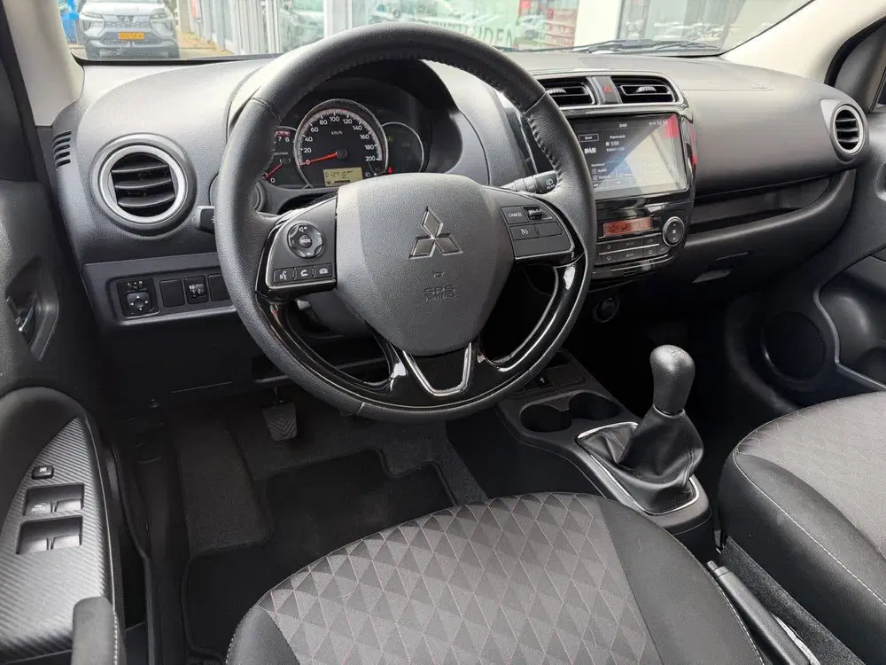 Mitsubishi Space Star 1.2 Dynamic uit 2024, foto 19
