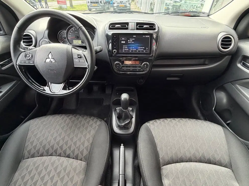 Mitsubishi Space Star 1.2 Dynamic uit 2024, foto 20