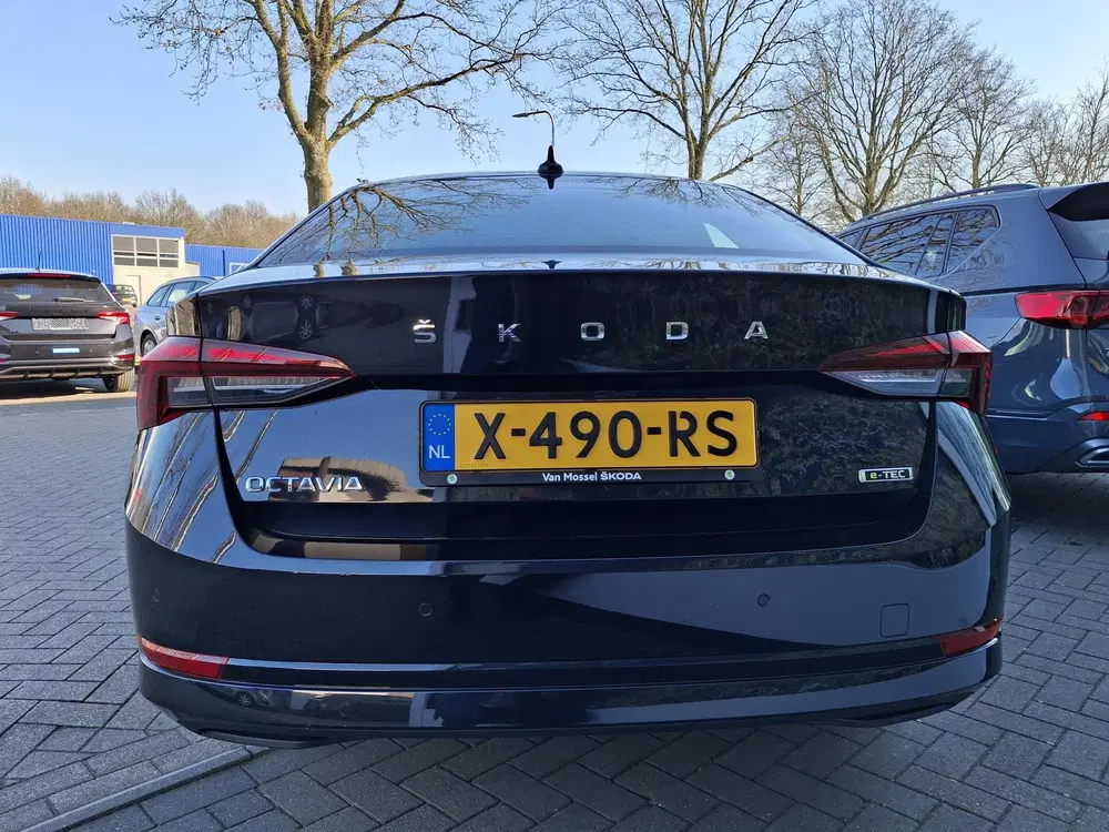Skoda Octavia 1.0 e-TSI Ambition uit 2024, foto 3