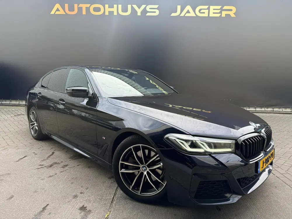 BMW 5-serie 520i High Executive Edition Mpakket Leder uit 2020, foto 12