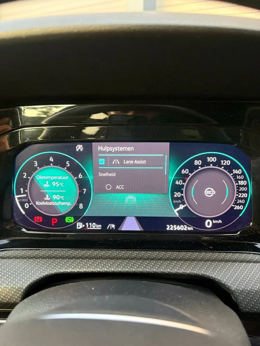 Volkswagen Golf Variant Golf R-Line 1.5 Etsi 150pk Dsg-7 2022 Zwart uit 2022, foto 15