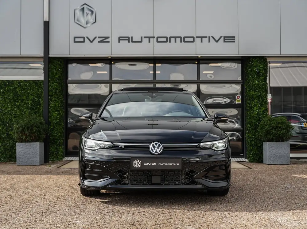 Volkswagen Golf 1.5 TSI R-Line Edition | Pano | Camera | Dri uit 2025, foto 7