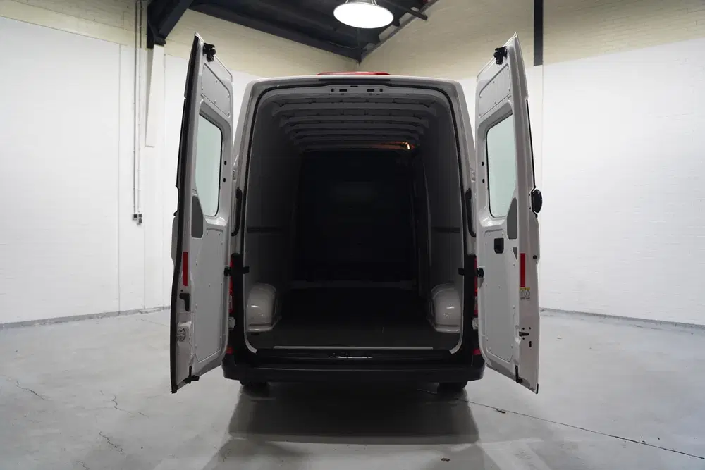 Volkswagen Crafter 2.0 TDI 140 pk L4H3 Airco uit 2021, foto 12