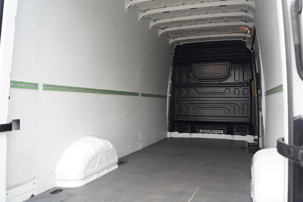 Volkswagen Crafter 2.0 TDI 140 pk L4H3 Airco uit 2021, foto 14
