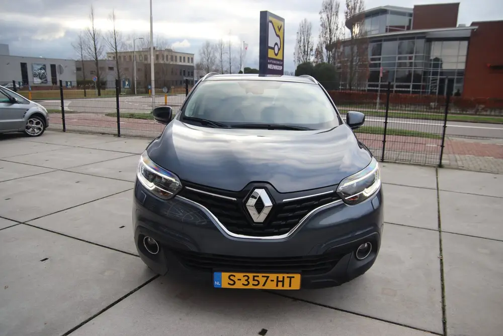 Renault Kadjar 1.3 TCE Limited Winterpakket uit 2019, foto 2