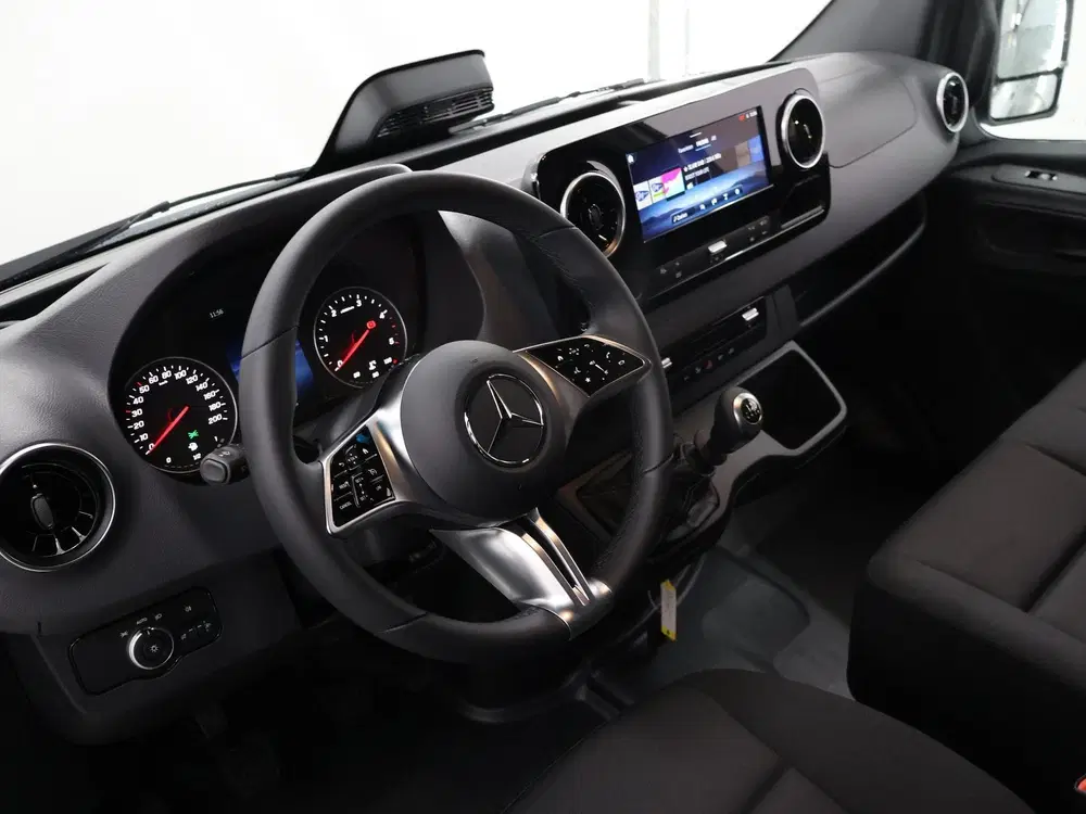 Mercedes-Benz Sprinter 315 CDI uit 2024, foto 8