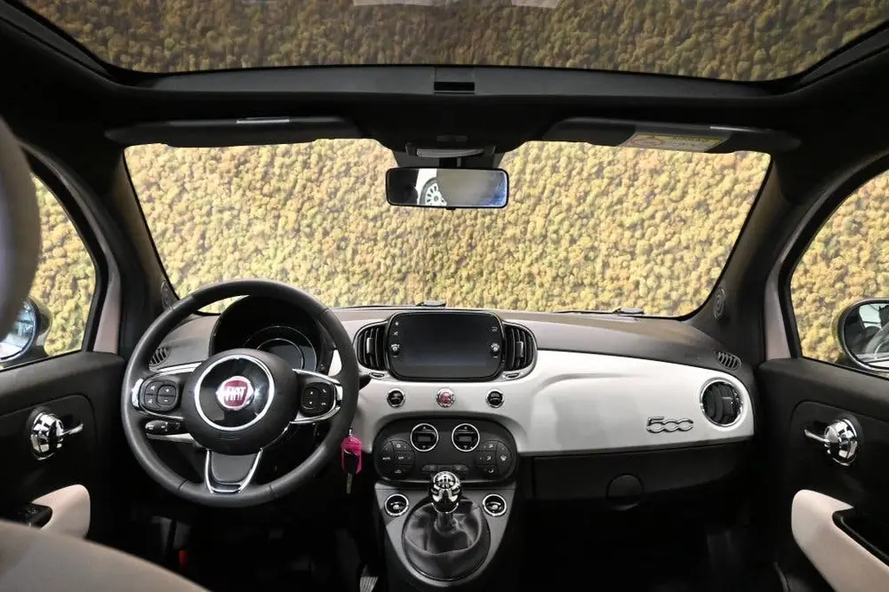 Fiat 500 1.0 Hybr. Star uit 2020, foto 13