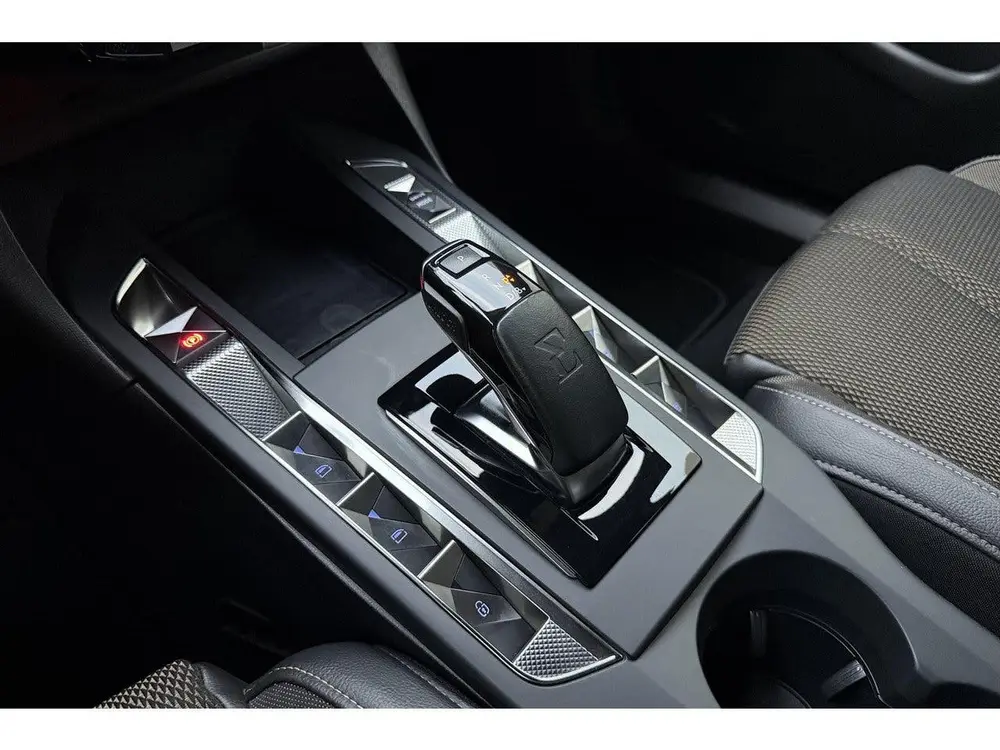 DS Automobiles 3 DS DS 3 Crossback E-Tense Performance Line+ 50 kWh | Navigat uit 2020, foto 20